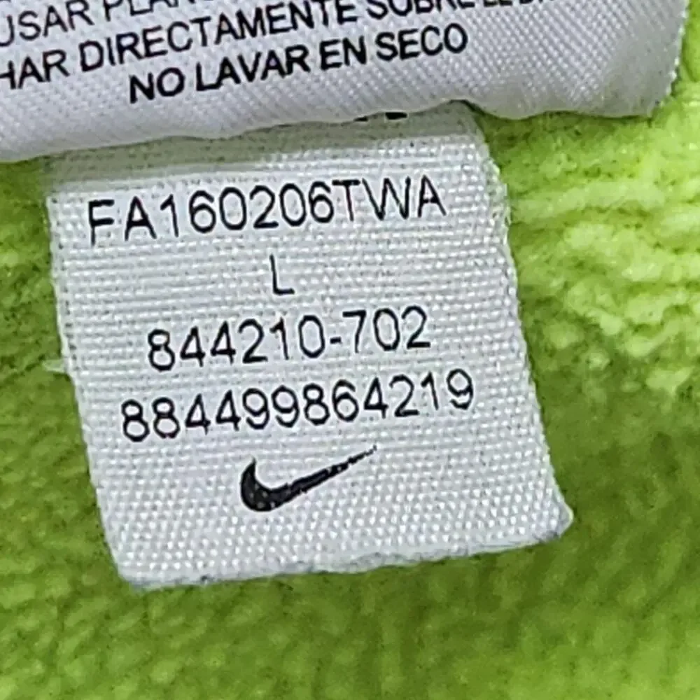 Nike Dri-FIT Hoodie Boys Large Green Skull Football Fleece Pullover 844210-702